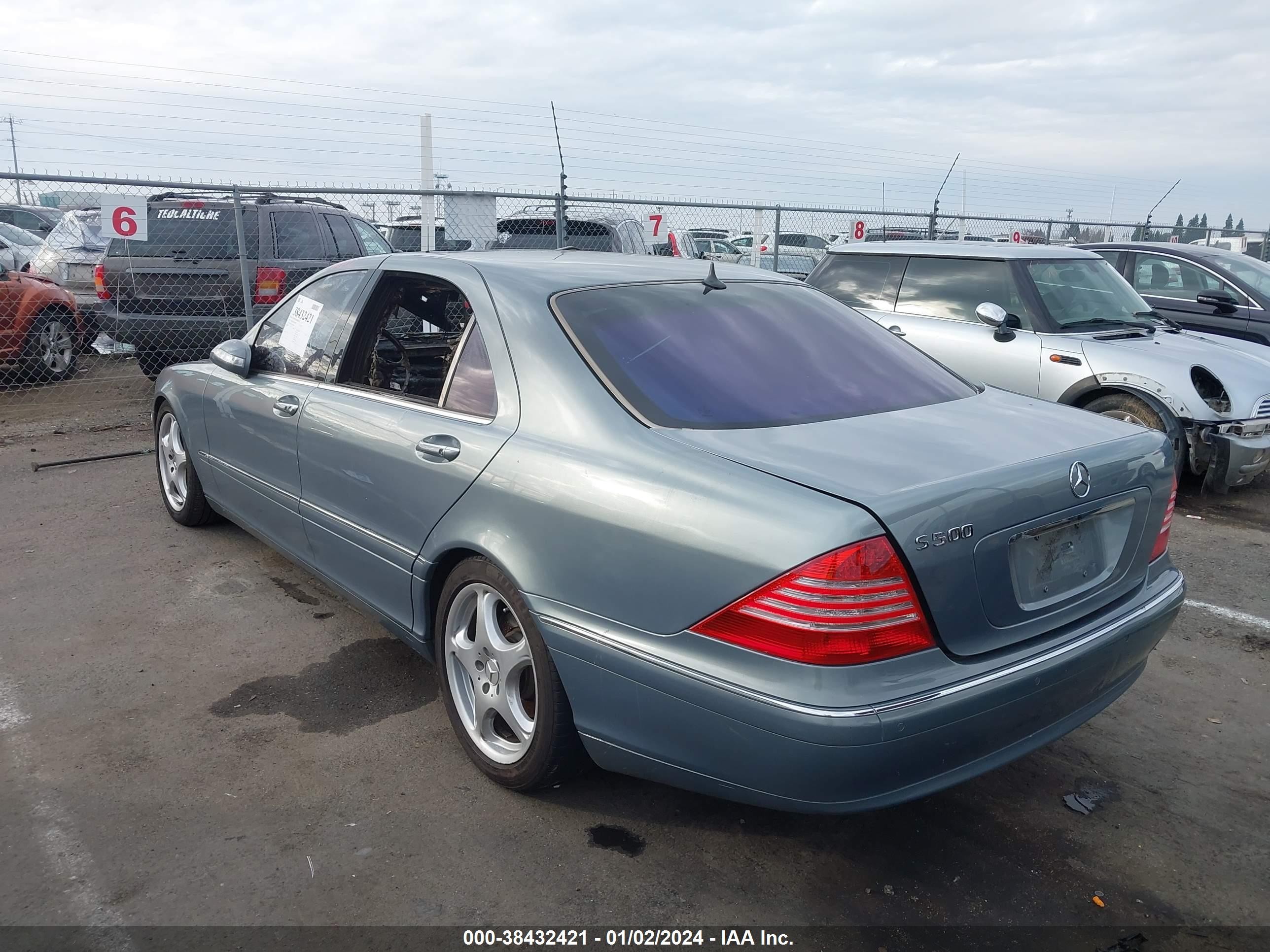 Photo 2 VIN: WDBNG75J25A440880 - MERCEDES-BENZ S-KLASSE 