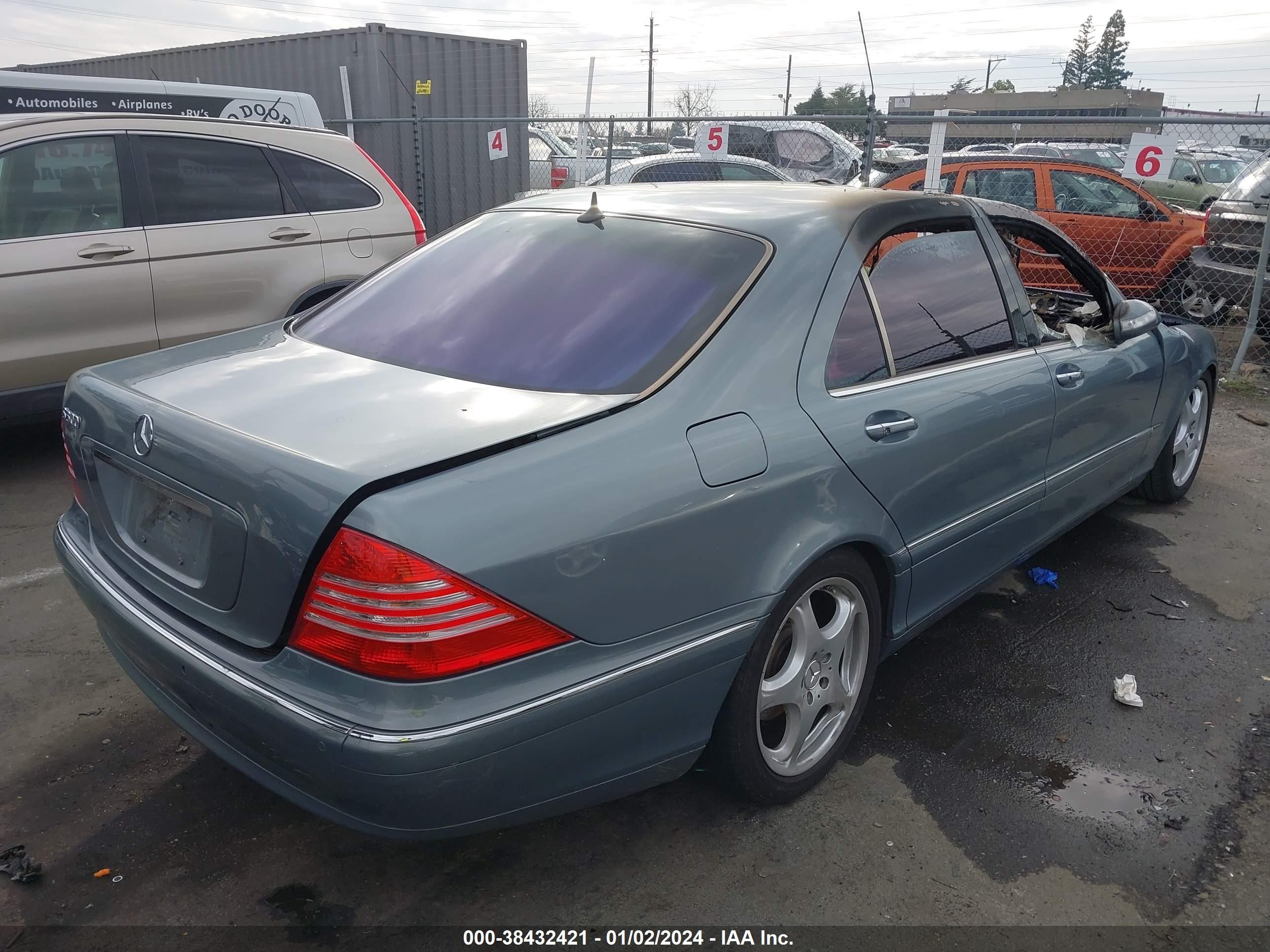 Photo 3 VIN: WDBNG75J25A440880 - MERCEDES-BENZ S-KLASSE 