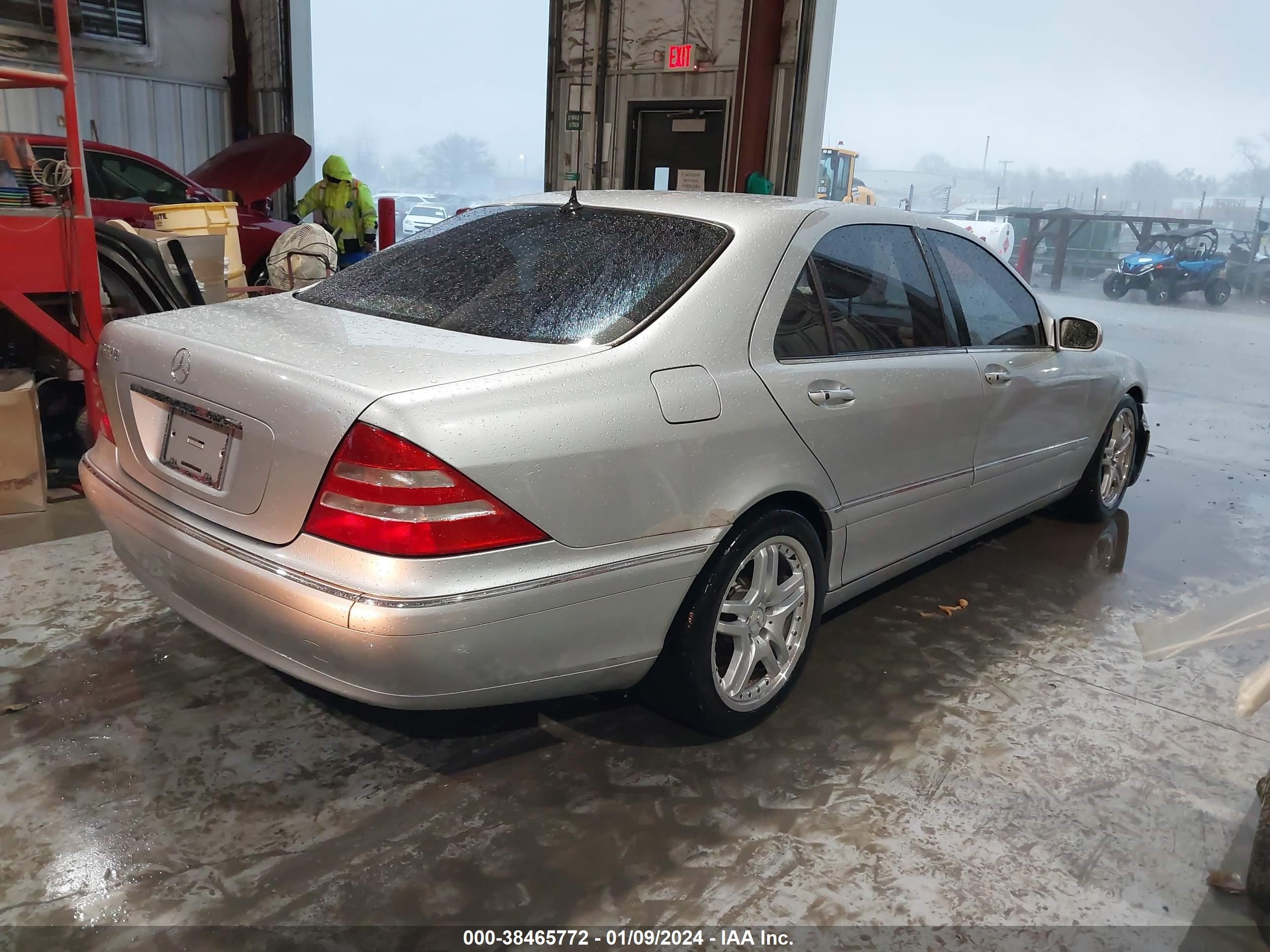 Photo 3 VIN: WDBNG75J42A282022 - MERCEDES-BENZ S-KLASSE 