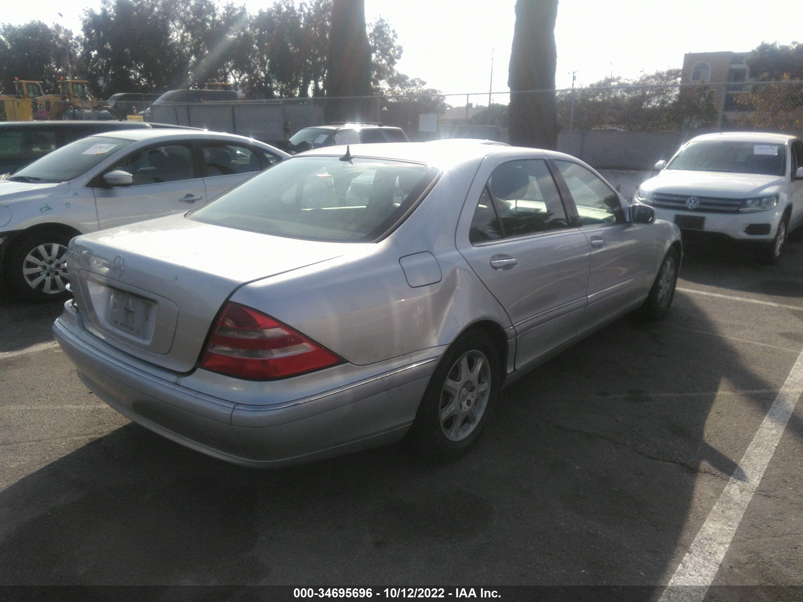 Photo 3 VIN: WDBNG75J5YA062879 - MERCEDES-BENZ S-KLASSE 