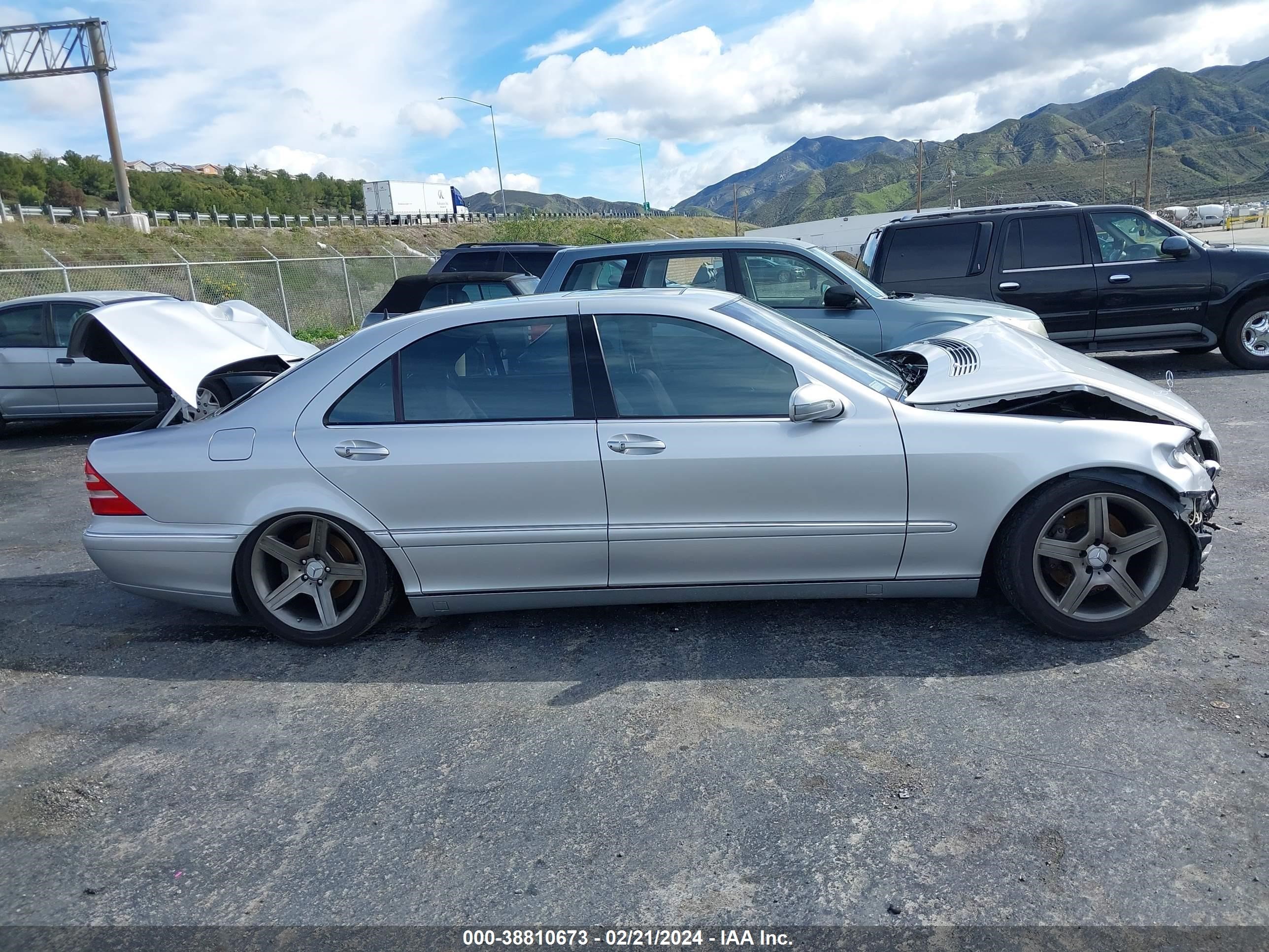 Photo 12 VIN: WDBNG75J62A282166 - MERCEDES-BENZ NULL 