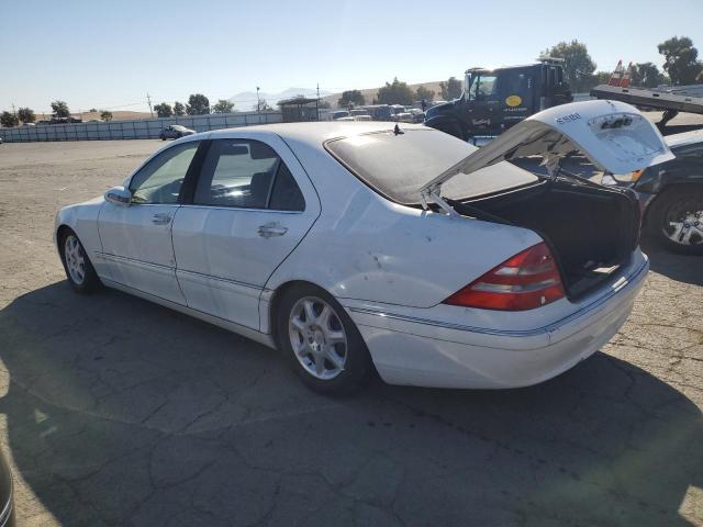 Photo 1 VIN: WDBNG75J7YA041094 - MERCEDES-BENZ S 500 