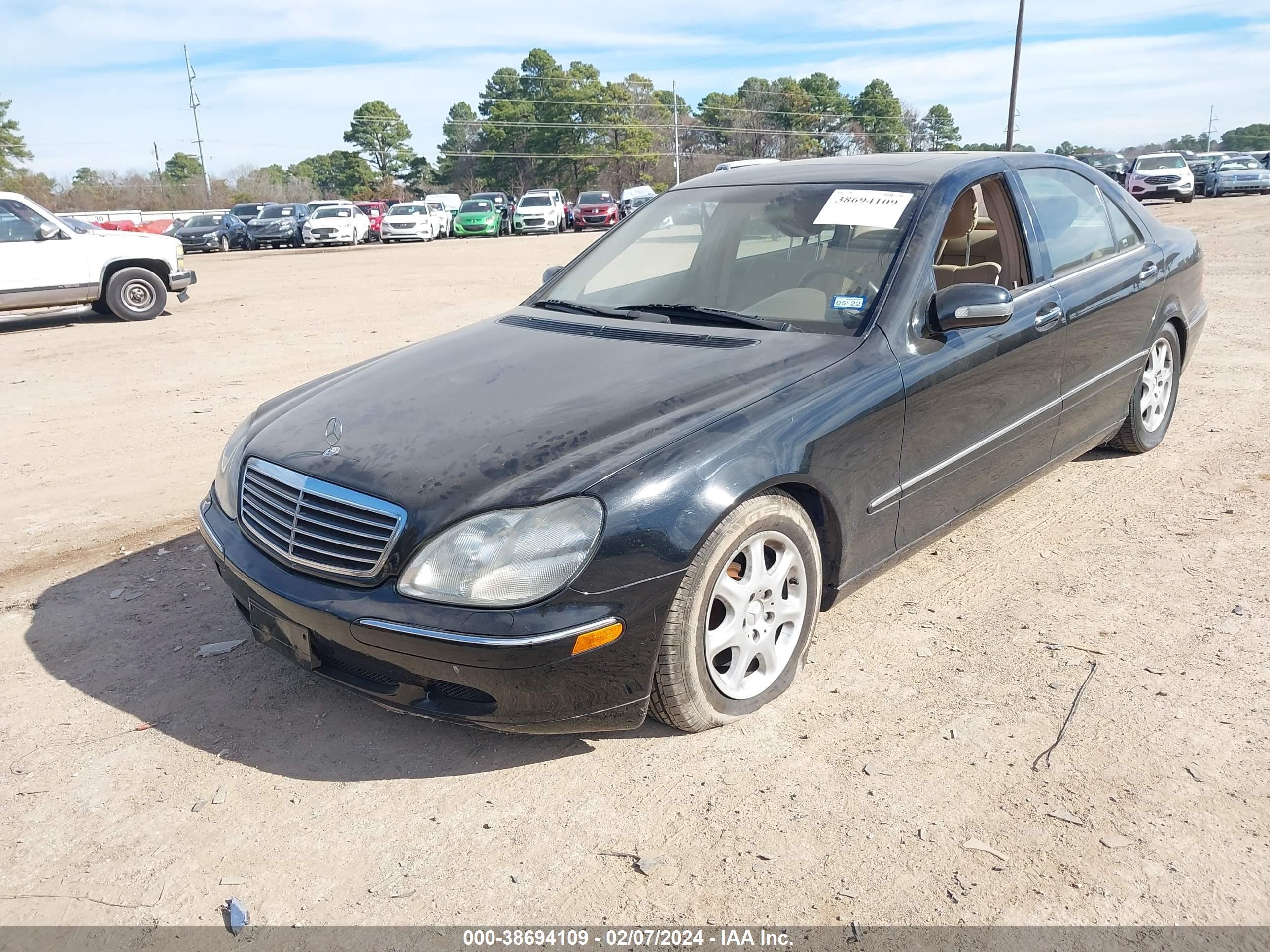 Photo 1 VIN: WDBNG75J9YA077563 - MERCEDES-BENZ S-KLASSE 