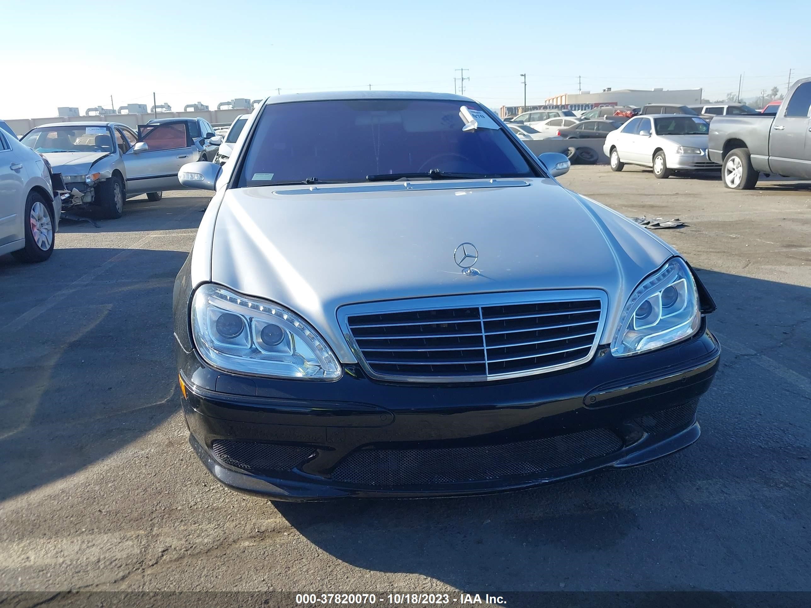 Photo 11 VIN: WDBNG76J33A330707 - MERCEDES-BENZ S-KLASSE 