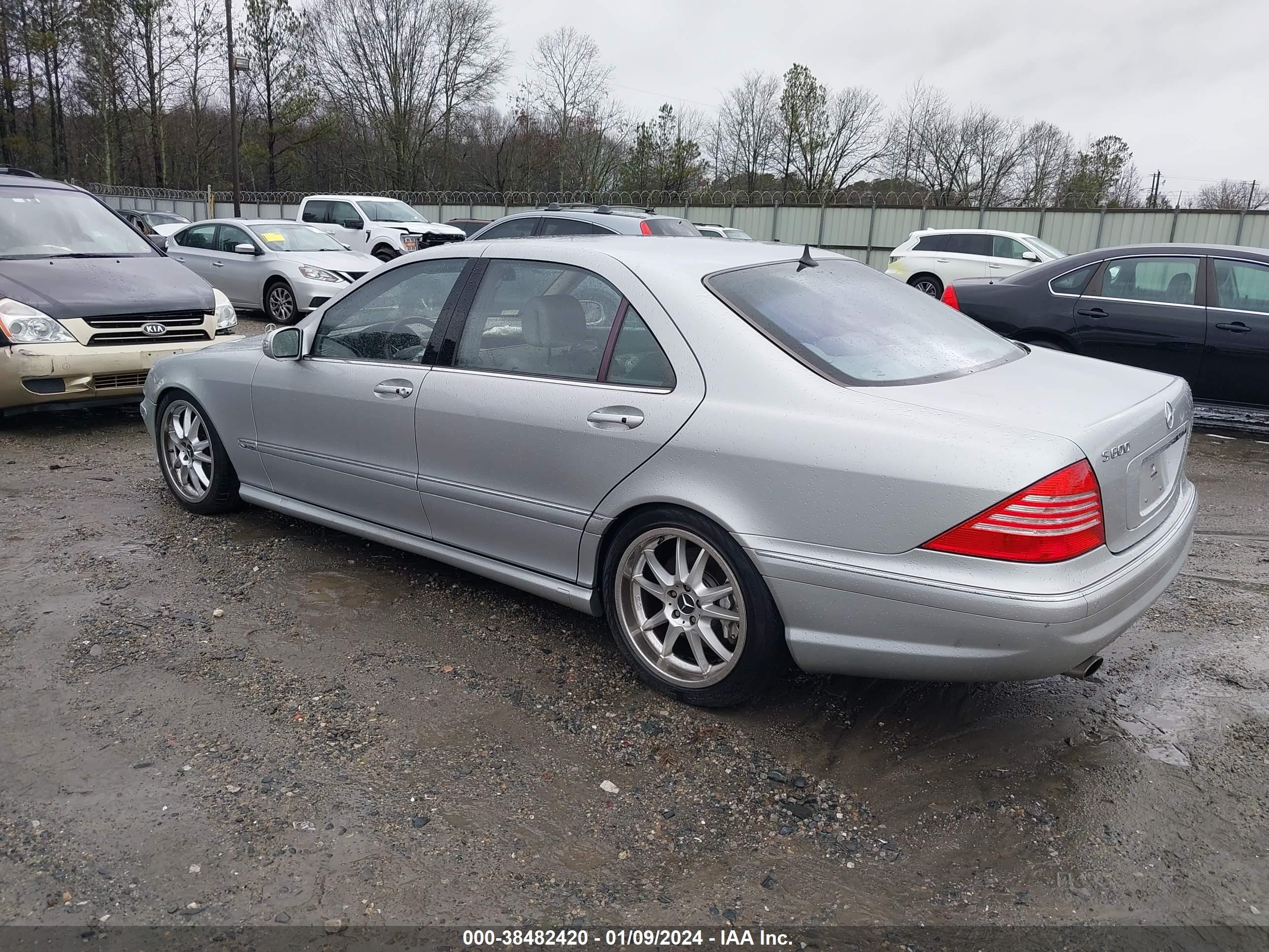 Photo 2 VIN: WDBNG76J93A353702 - MERCEDES-BENZ S-KLASSE 