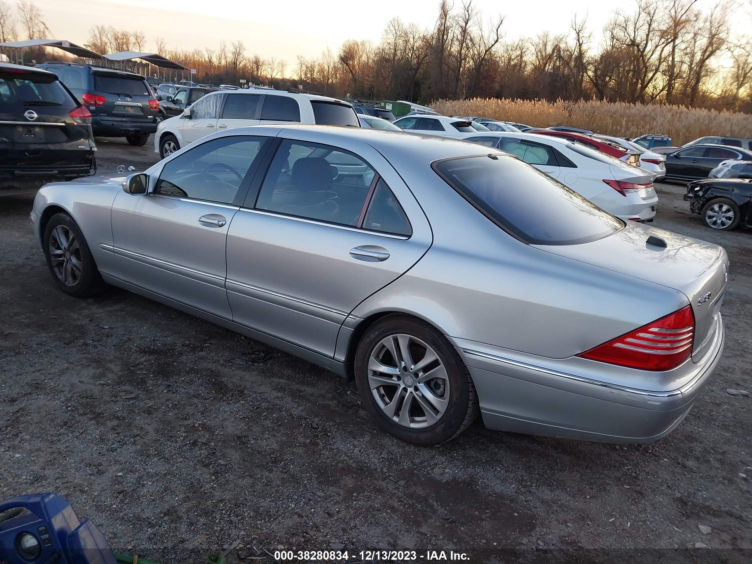 Photo 2 VIN: WDBNG83J65A455150 - MERCEDES-BENZ S-KLASSE 