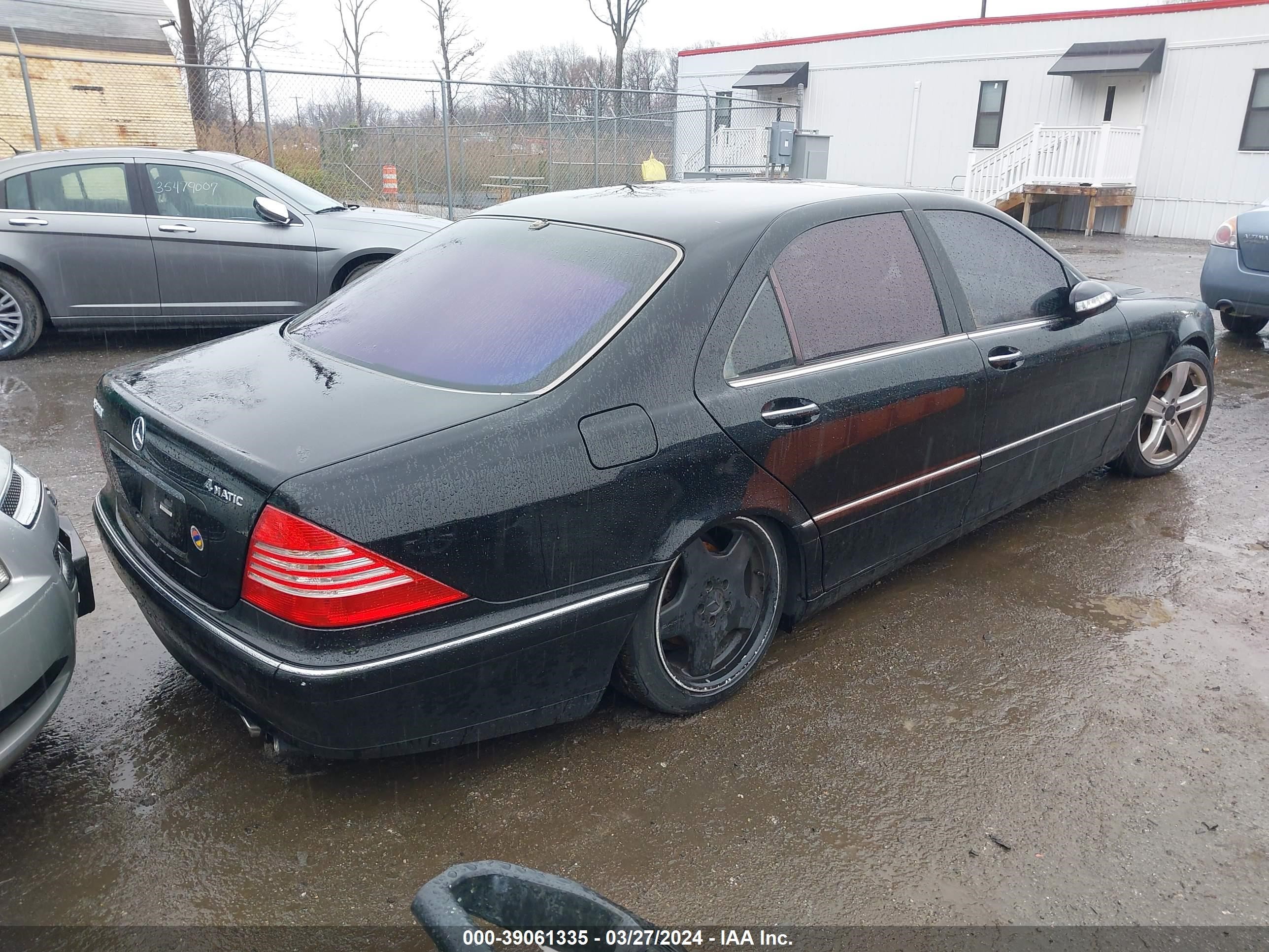 Photo 3 VIN: WDBNG84J75A451736 - MERCEDES-BENZ NULL 