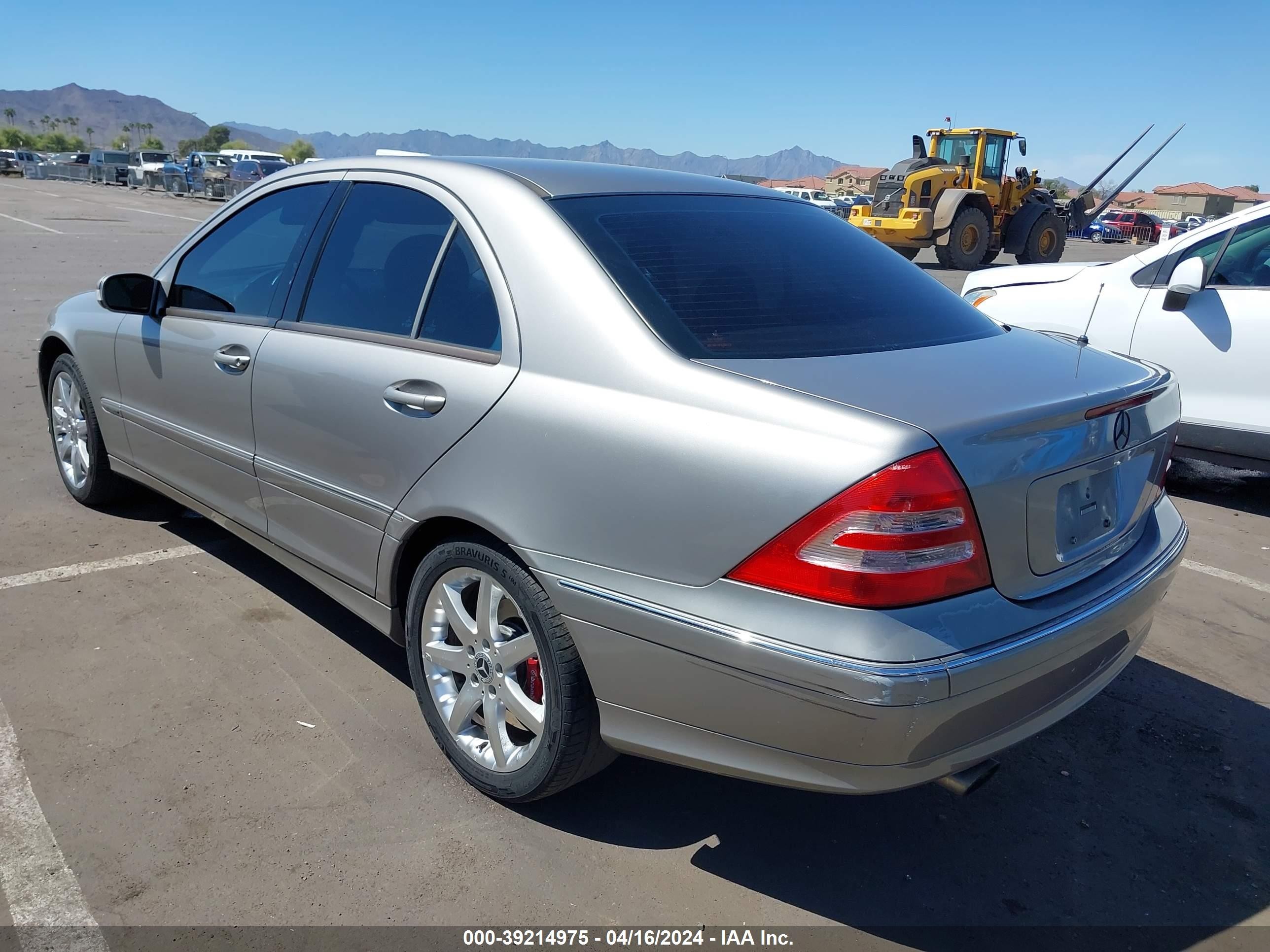 Photo 2 VIN: WDBRF40J03F420220 - MERCEDES-BENZ NULL 