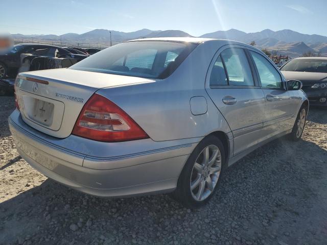 Photo 2 VIN: WDBRF40J03F431153 - MERCEDES-BENZ C 230K SPO 