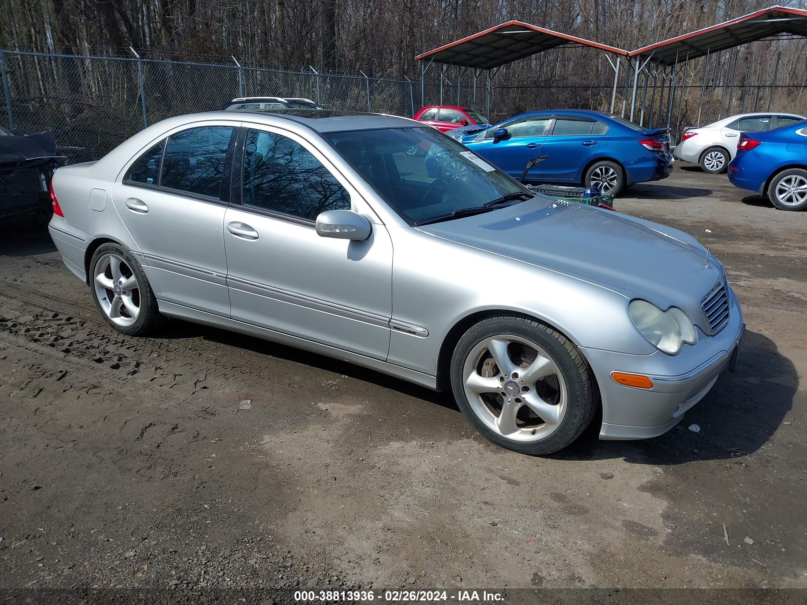 Photo 0 VIN: WDBRF40J04F534073 - MERCEDES-BENZ NULL 