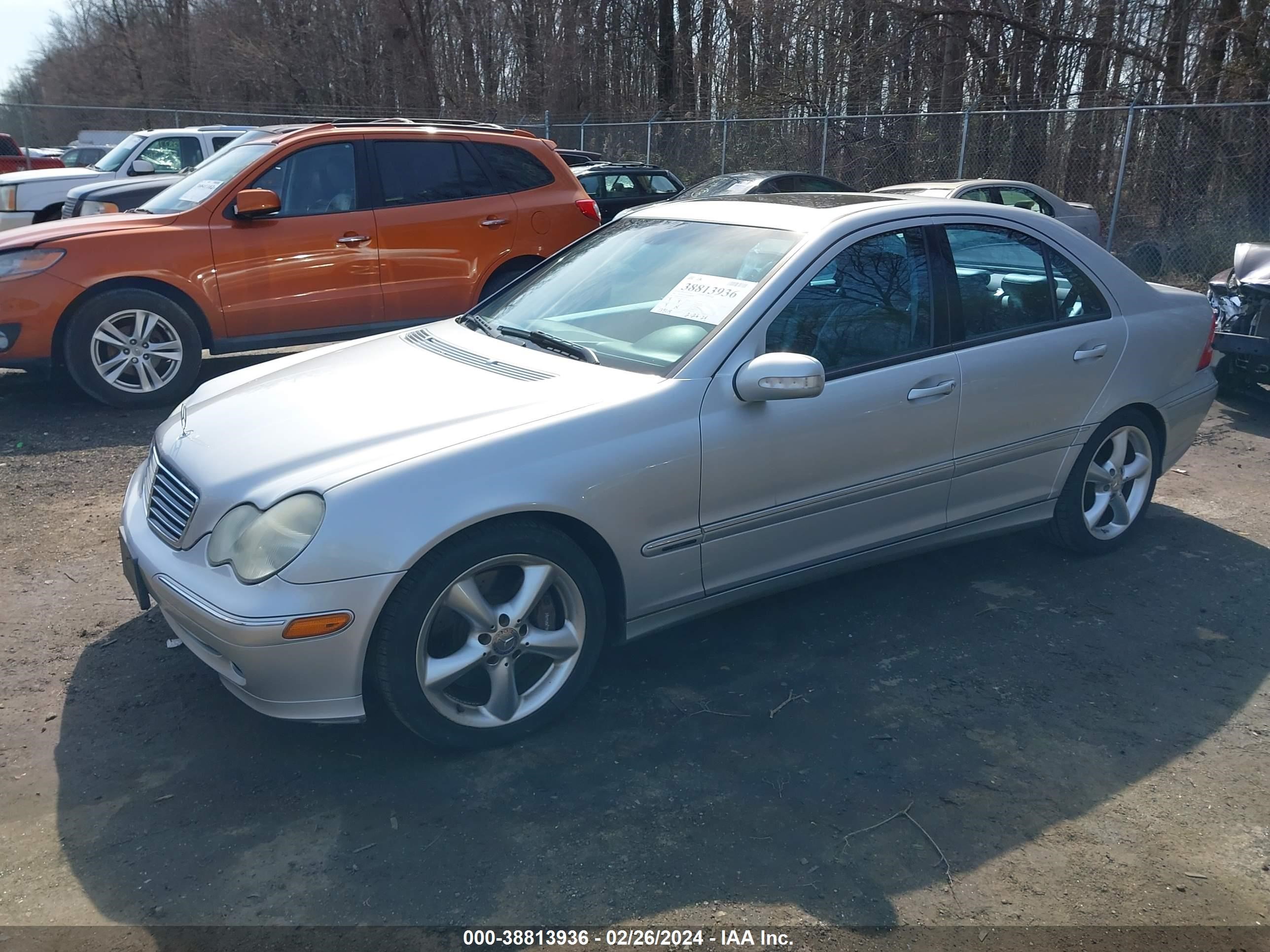 Photo 1 VIN: WDBRF40J04F534073 - MERCEDES-BENZ NULL 