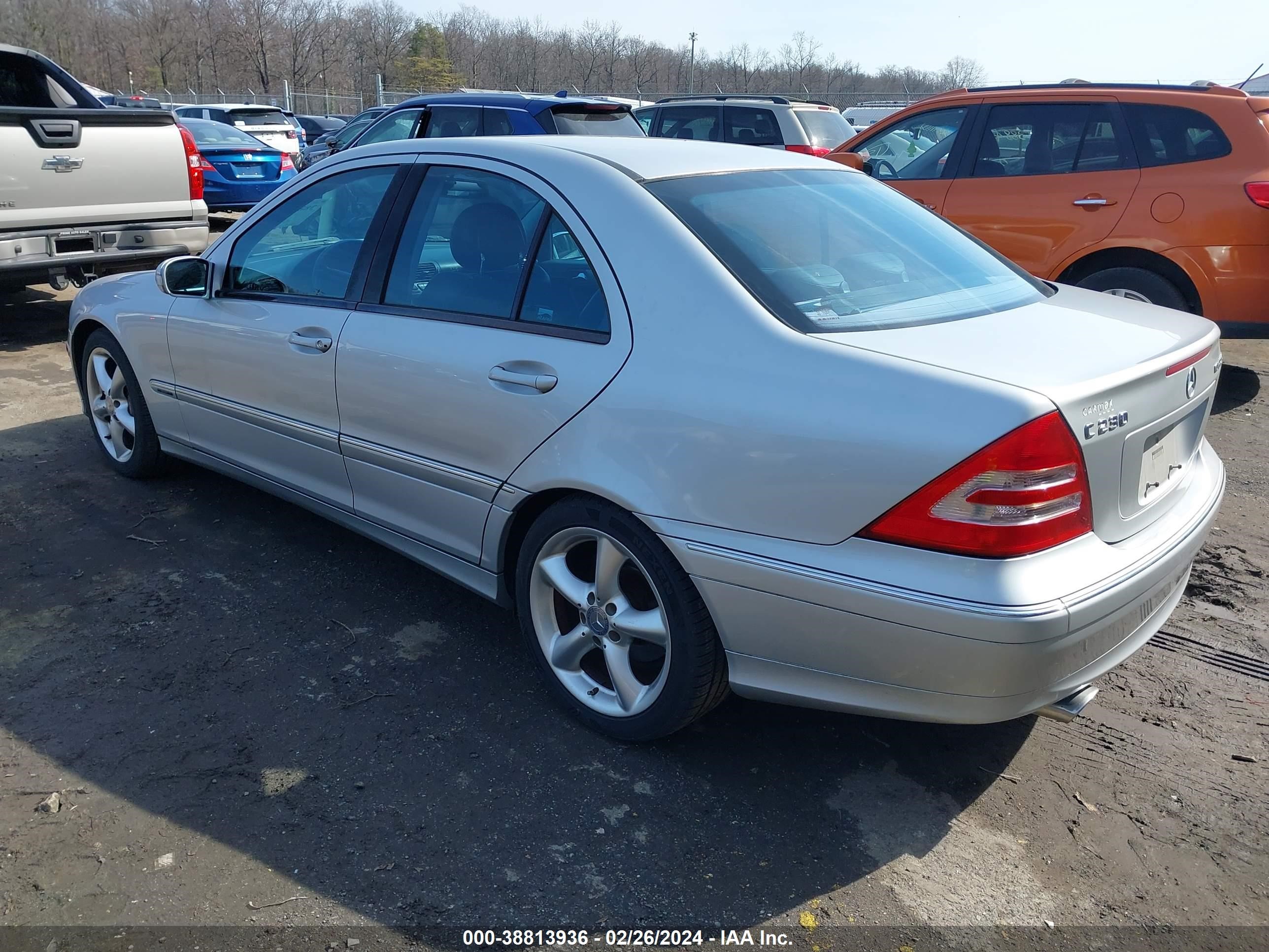 Photo 2 VIN: WDBRF40J04F534073 - MERCEDES-BENZ NULL 