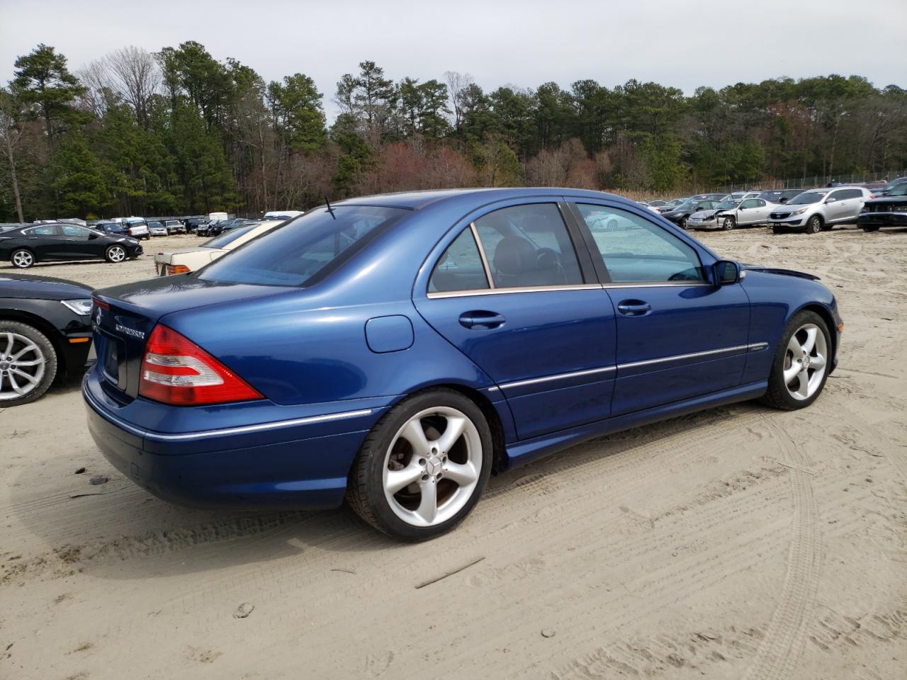 Photo 2 VIN: WDBRF40J05F662055 - MERCEDES-BENZ C-KLASSE 