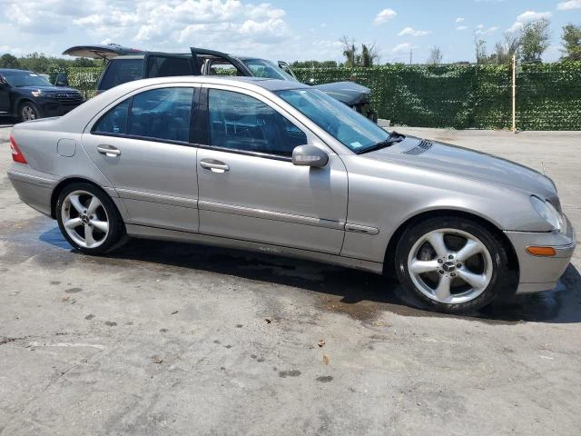 Photo 3 VIN: WDBRF40J14A646488 - MERCEDES-BENZ C 230K SPO 