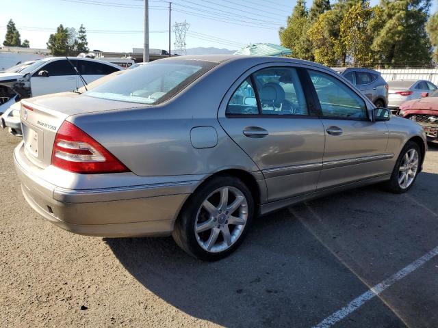 Photo 2 VIN: WDBRF40J14F458945 - MERCEDES-BENZ C 230K SPO 