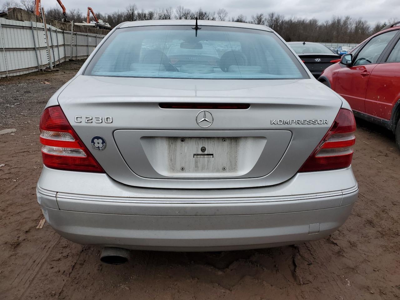 Photo 5 VIN: WDBRF40J25F595510 - MERCEDES-BENZ C-KLASSE 