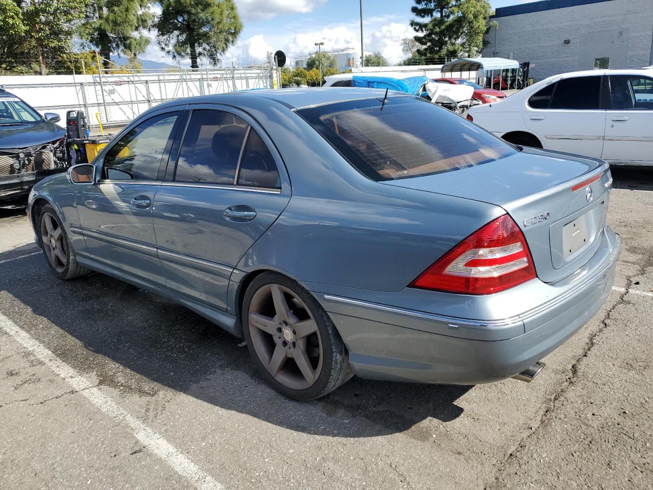 Photo 1 VIN: WDBRF40J35A731155 - MERCEDES-BENZ C-KLASSE 