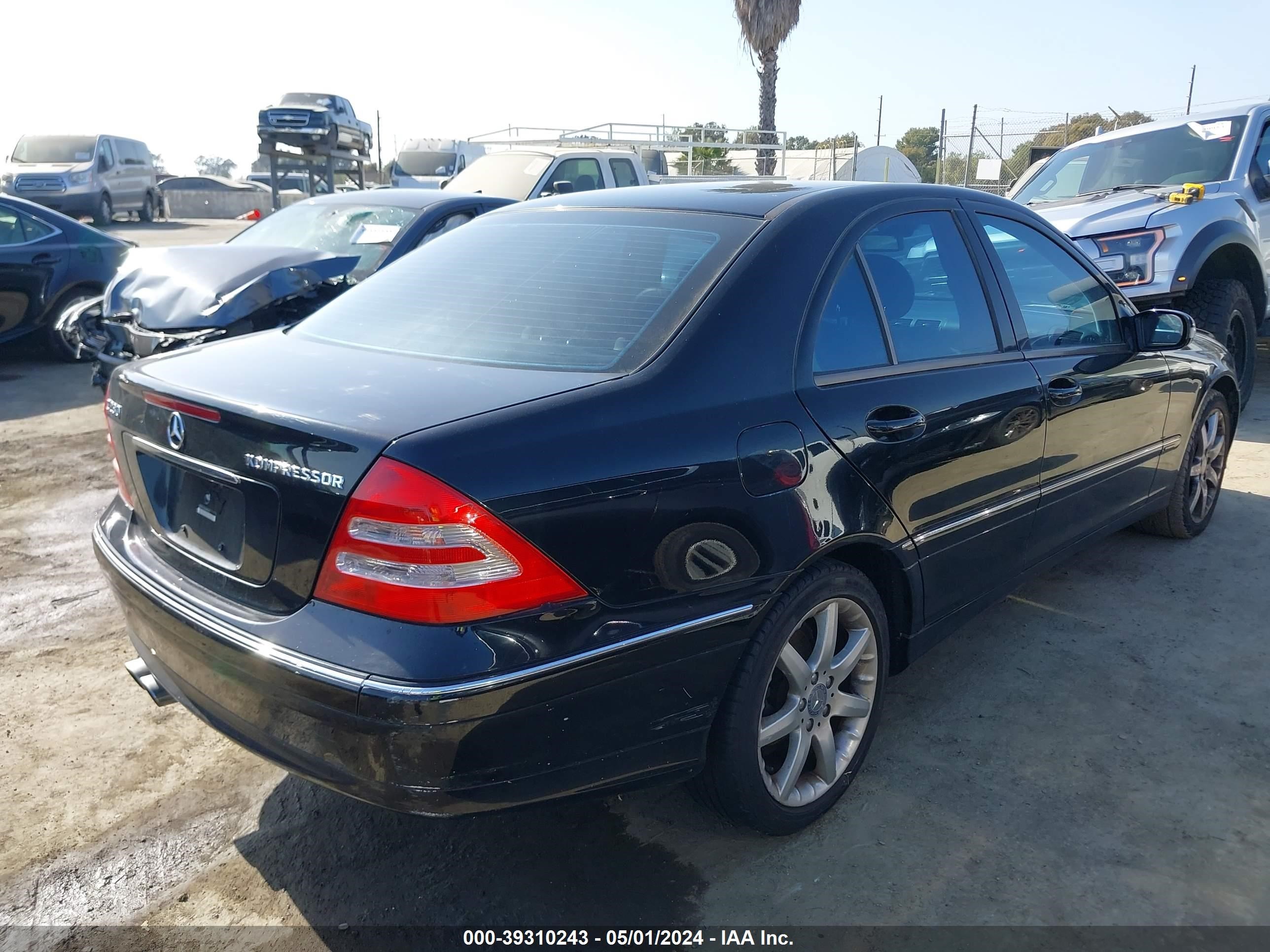 Photo 3 VIN: WDBRF40J43A480255 - MERCEDES-BENZ NULL 