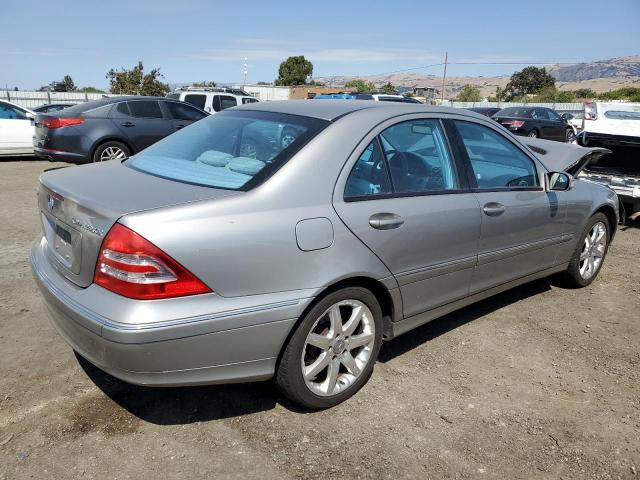 Photo 2 VIN: WDBRF40J74A549344 - MERCEDES-BENZ C 230K SPO 