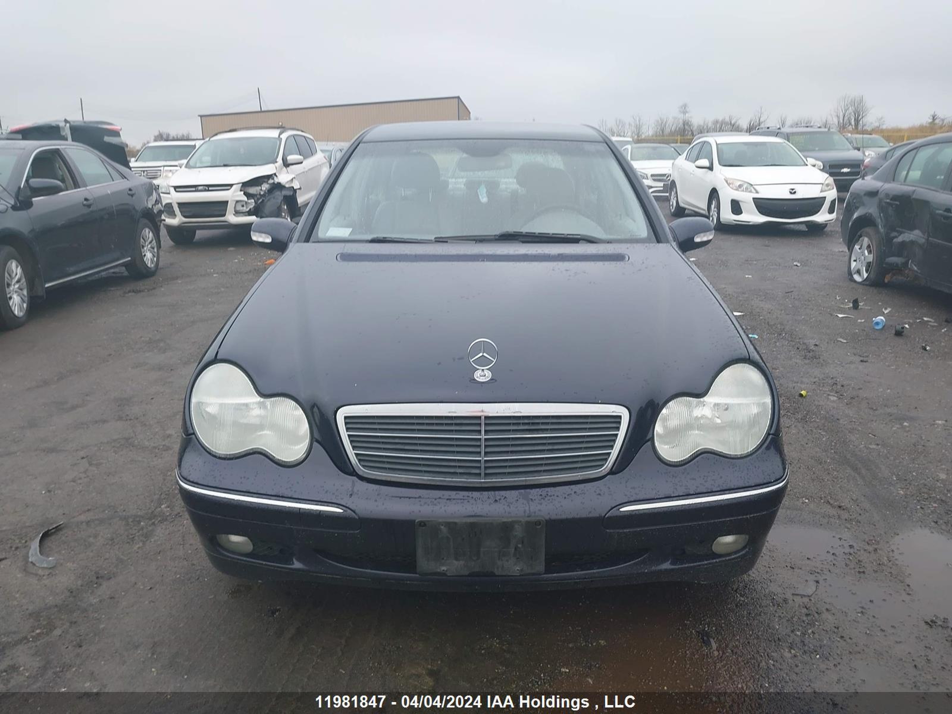 Photo 11 VIN: WDBRF40J84F514332 - MERCEDES-BENZ C-KLASSE 