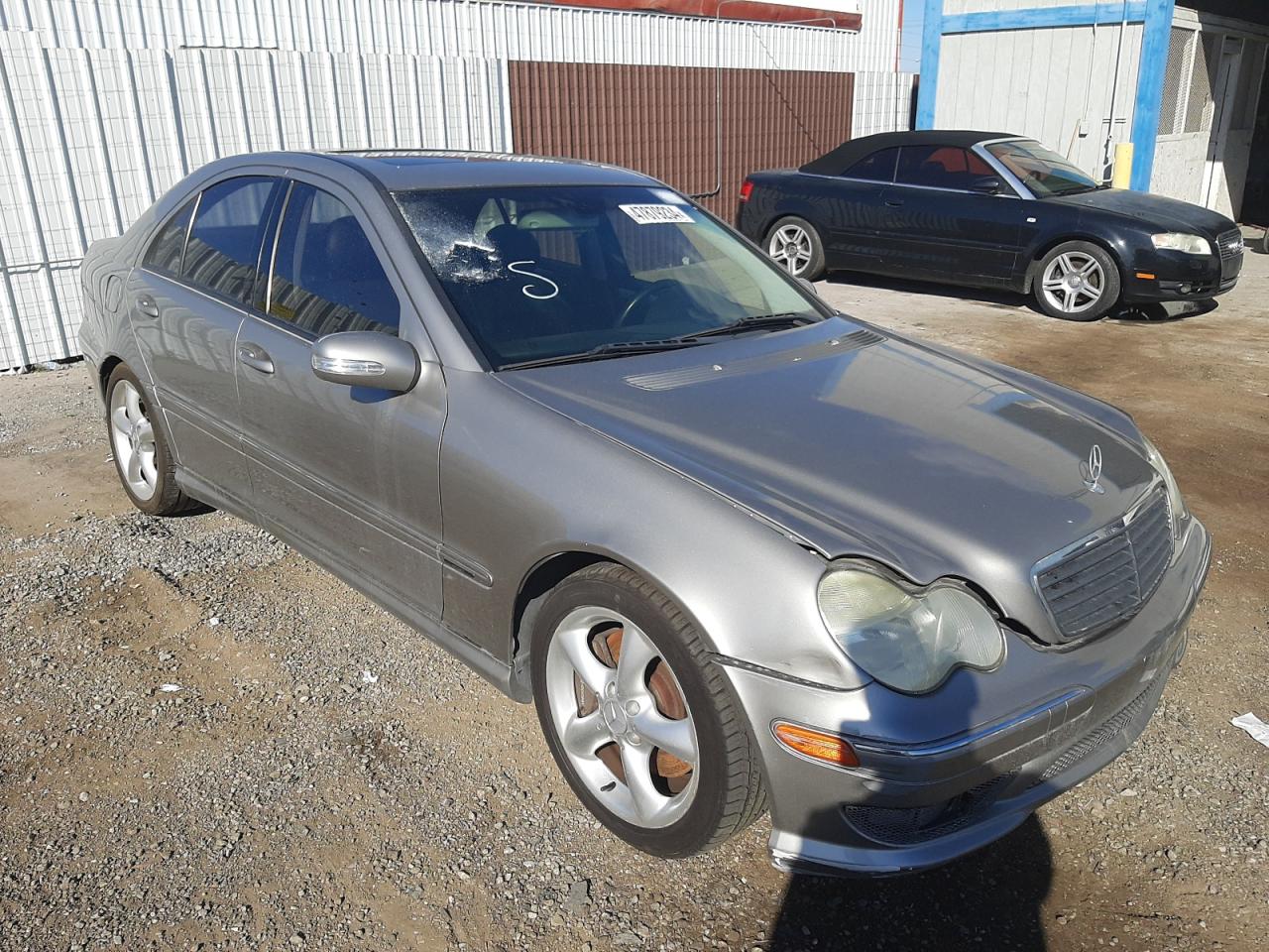 Photo 3 VIN: WDBRF40J85F686622 - MERCEDES-BENZ C-KLASSE 