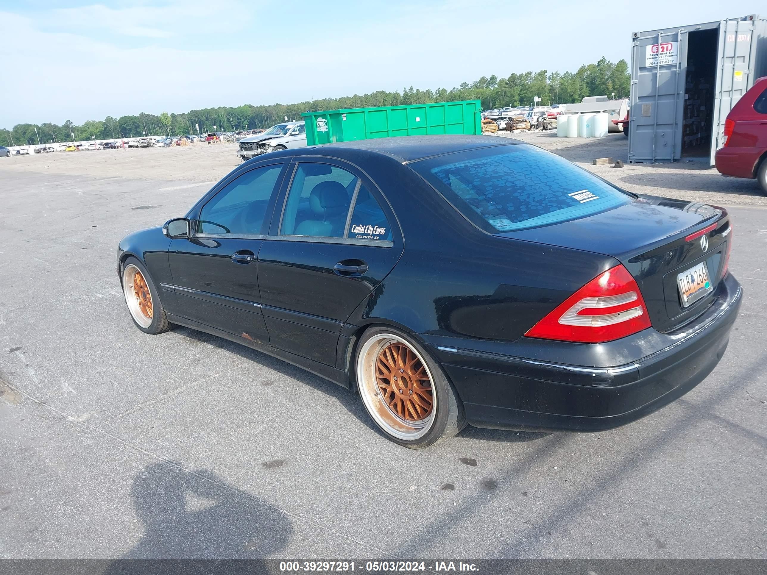 Photo 2 VIN: WDBRF40JX3F434447 - MERCEDES-BENZ C-KLASSE 