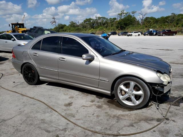 Photo 3 VIN: WDBRF40JX5F560195 - MERCEDES-BENZ C-CLASS 