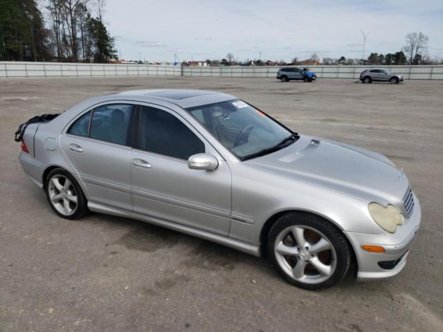 Photo 3 VIN: WDBRF40JX5F620346 - MERCEDES-BENZ C-CLASS 