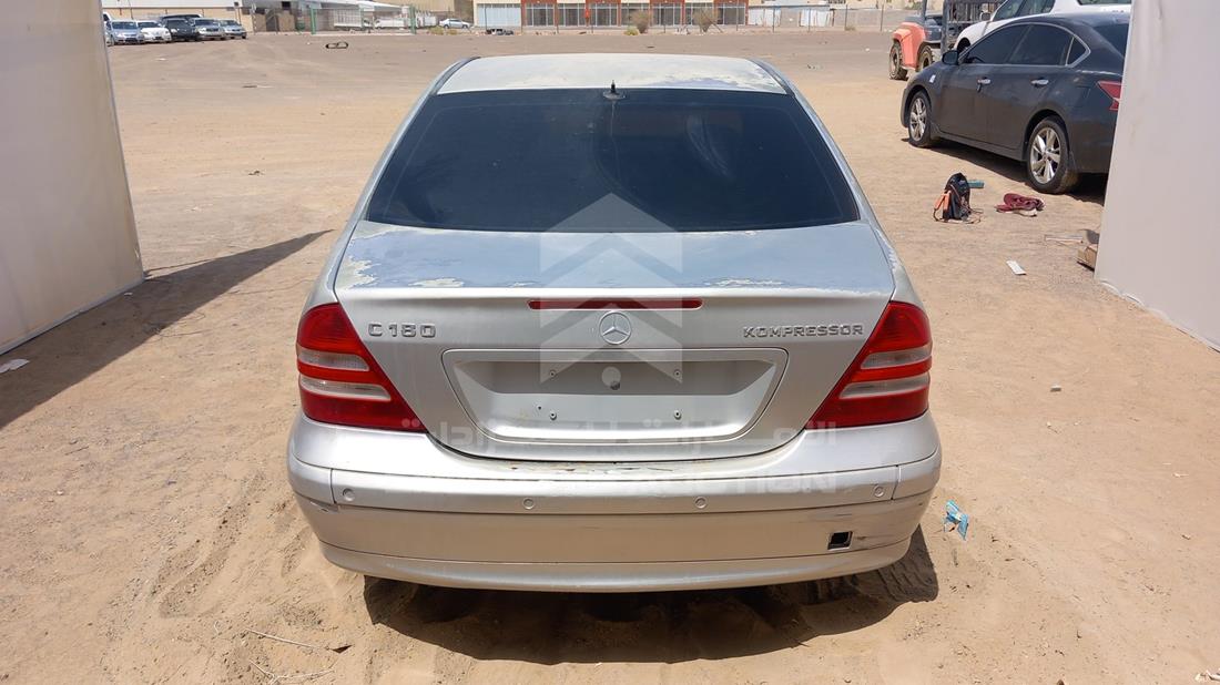 Photo 9 VIN: WDBRF46H47F881690 - MERCEDES C 