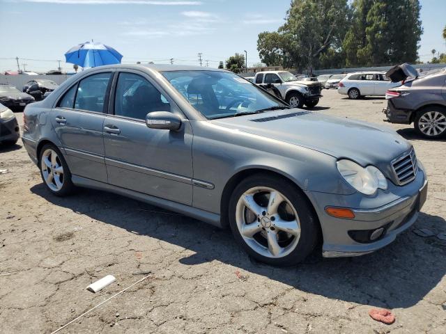 Photo 3 VIN: WDBRF52H06F822873 - MERCEDES-BENZ C-CLASS 