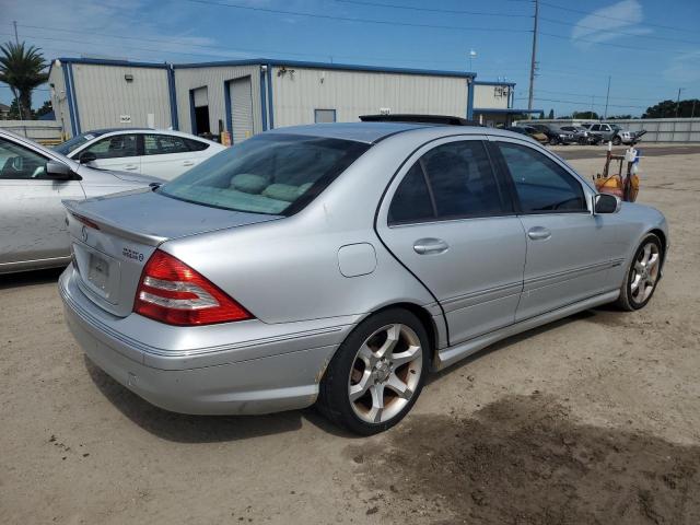 Photo 2 VIN: WDBRF52H07F915880 - MERCEDES-BENZ C 230 