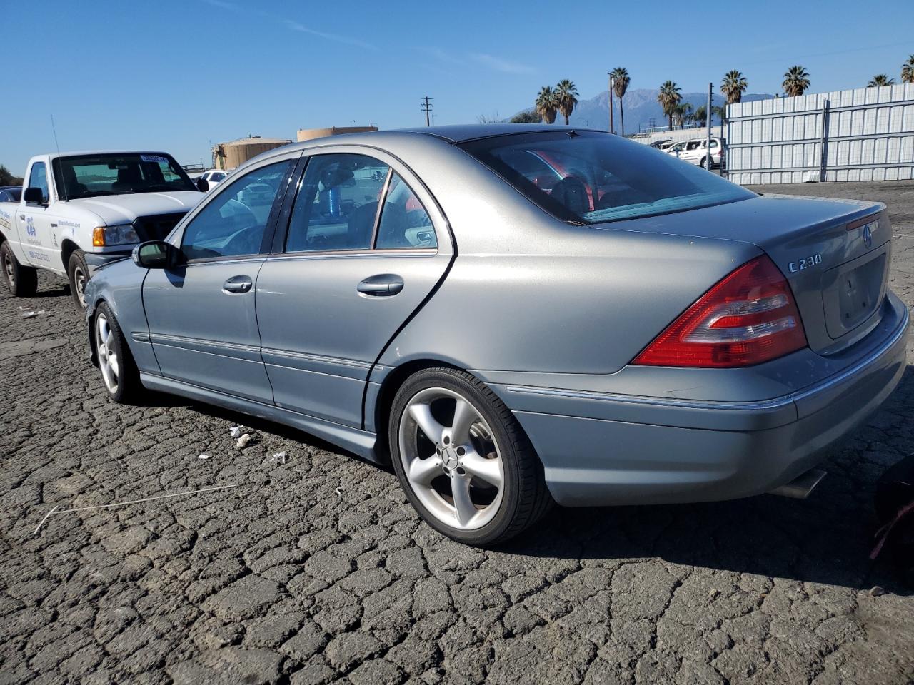 Photo 1 VIN: WDBRF52H16F734558 - MERCEDES-BENZ C-KLASSE 