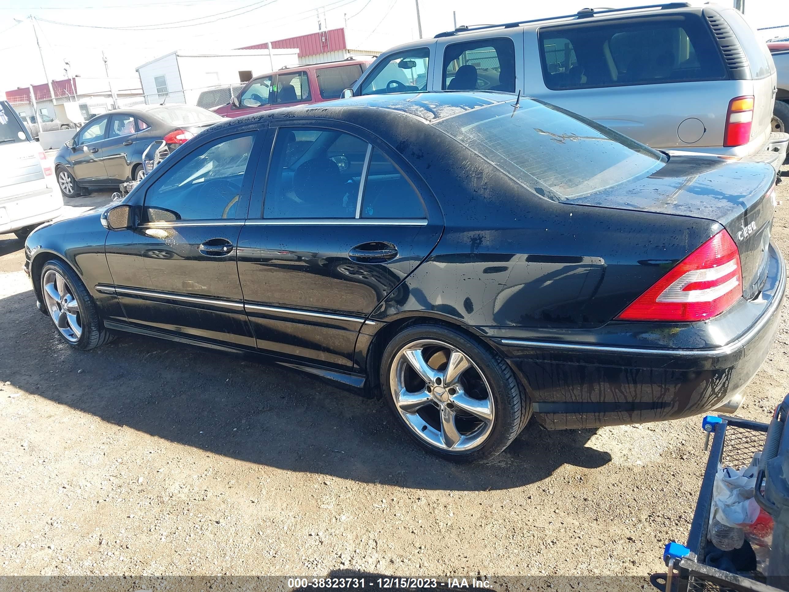 Photo 2 VIN: WDBRF52H16F736228 - MERCEDES-BENZ C-KLASSE 