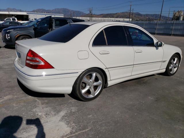 Photo 2 VIN: WDBRF52H16F757063 - MERCEDES-BENZ C-CLASS 