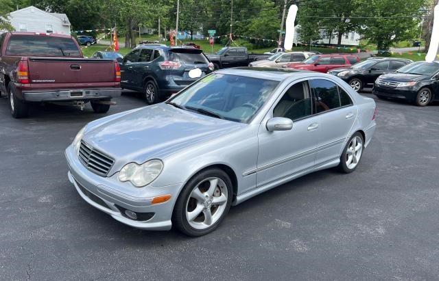 Photo 1 VIN: WDBRF52H26A843463 - MERCEDES-BENZ C-CLASS 