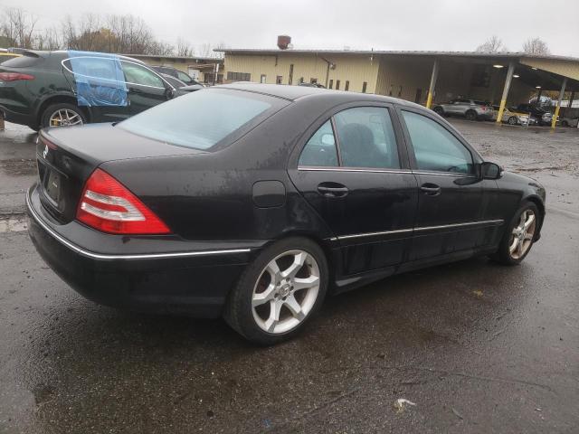 Photo 2 VIN: WDBRF52H27A950160 - MERCEDES-BENZ C-CLASS 