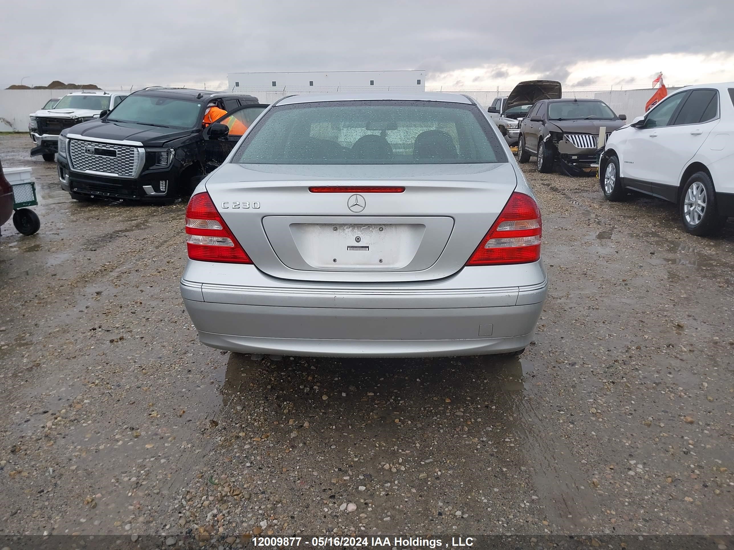 Photo 16 VIN: WDBRF52H27F888021 - MERCEDES-BENZ C-KLASSE 