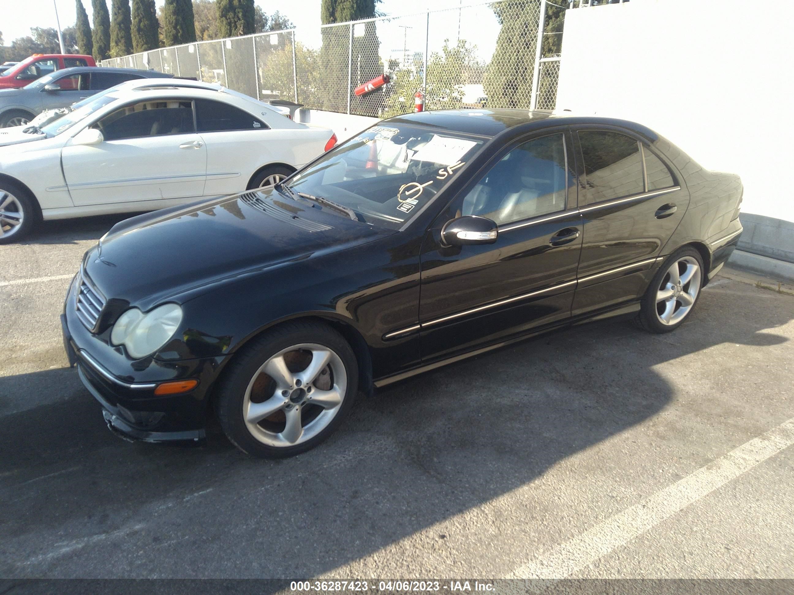 Photo 1 VIN: WDBRF52H36F834452 - MERCEDES-BENZ C-KLASSE 