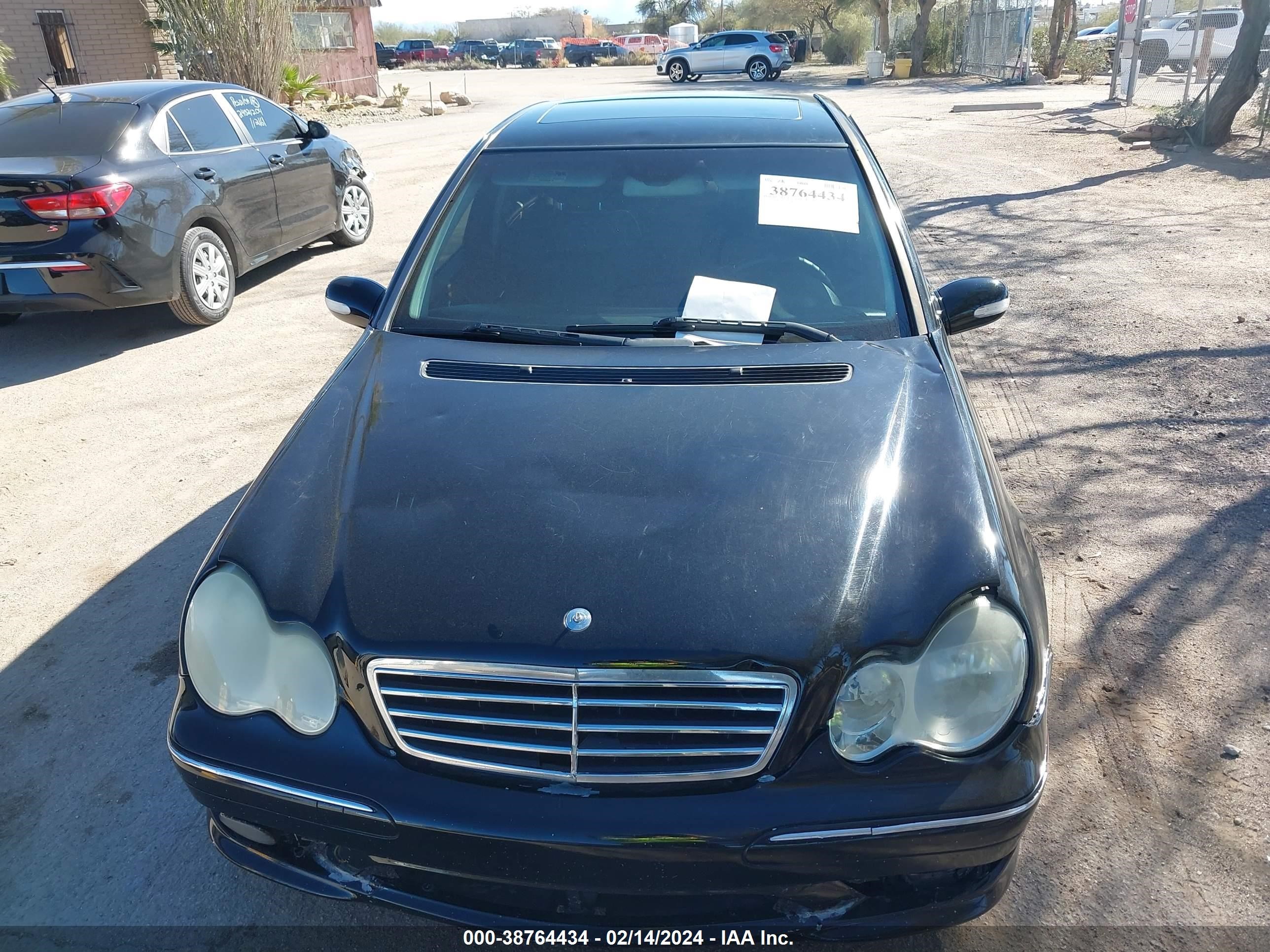 Photo 10 VIN: WDBRF52H37F888125 - MERCEDES-BENZ NULL 