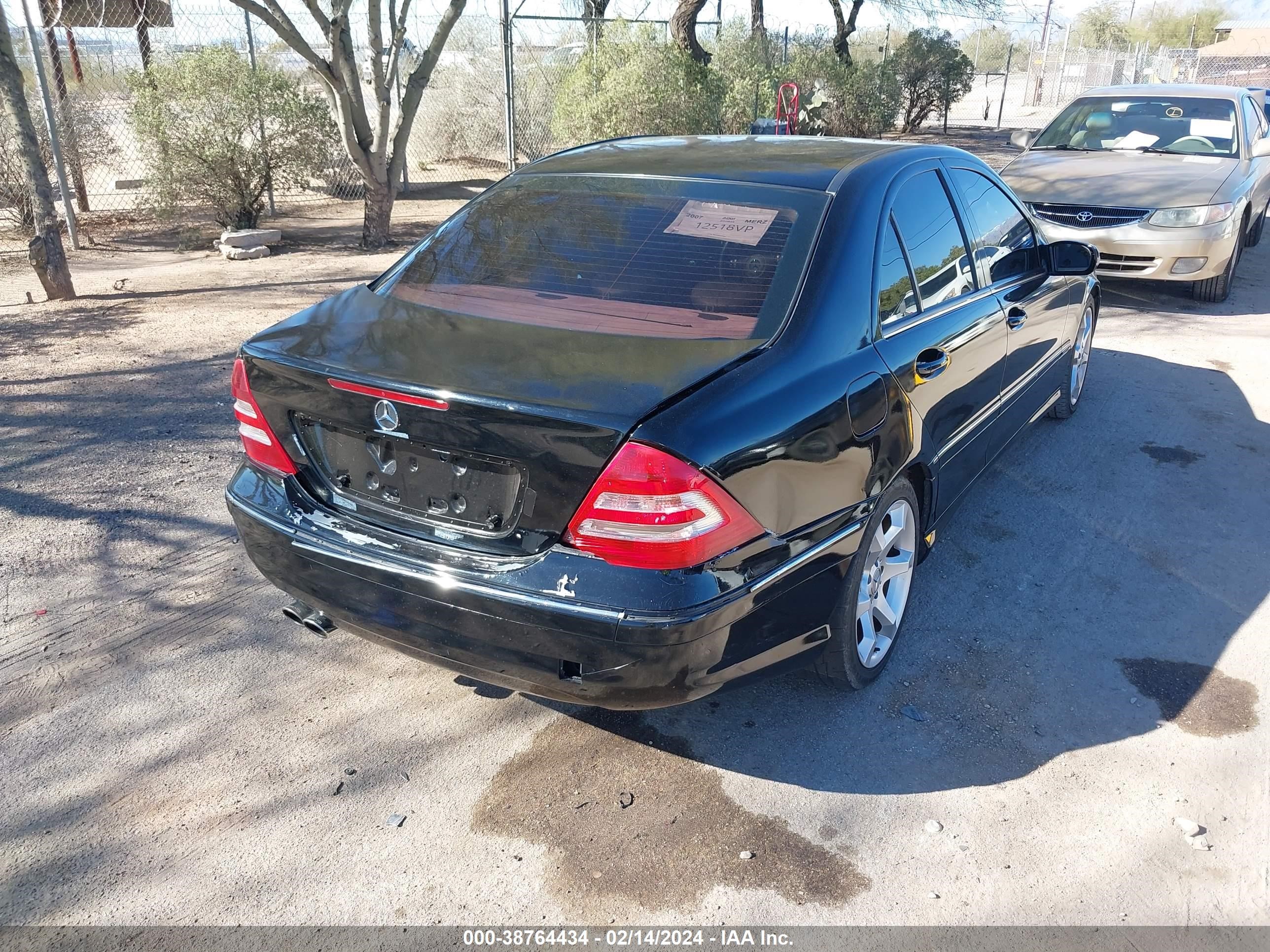 Photo 3 VIN: WDBRF52H37F888125 - MERCEDES-BENZ NULL 