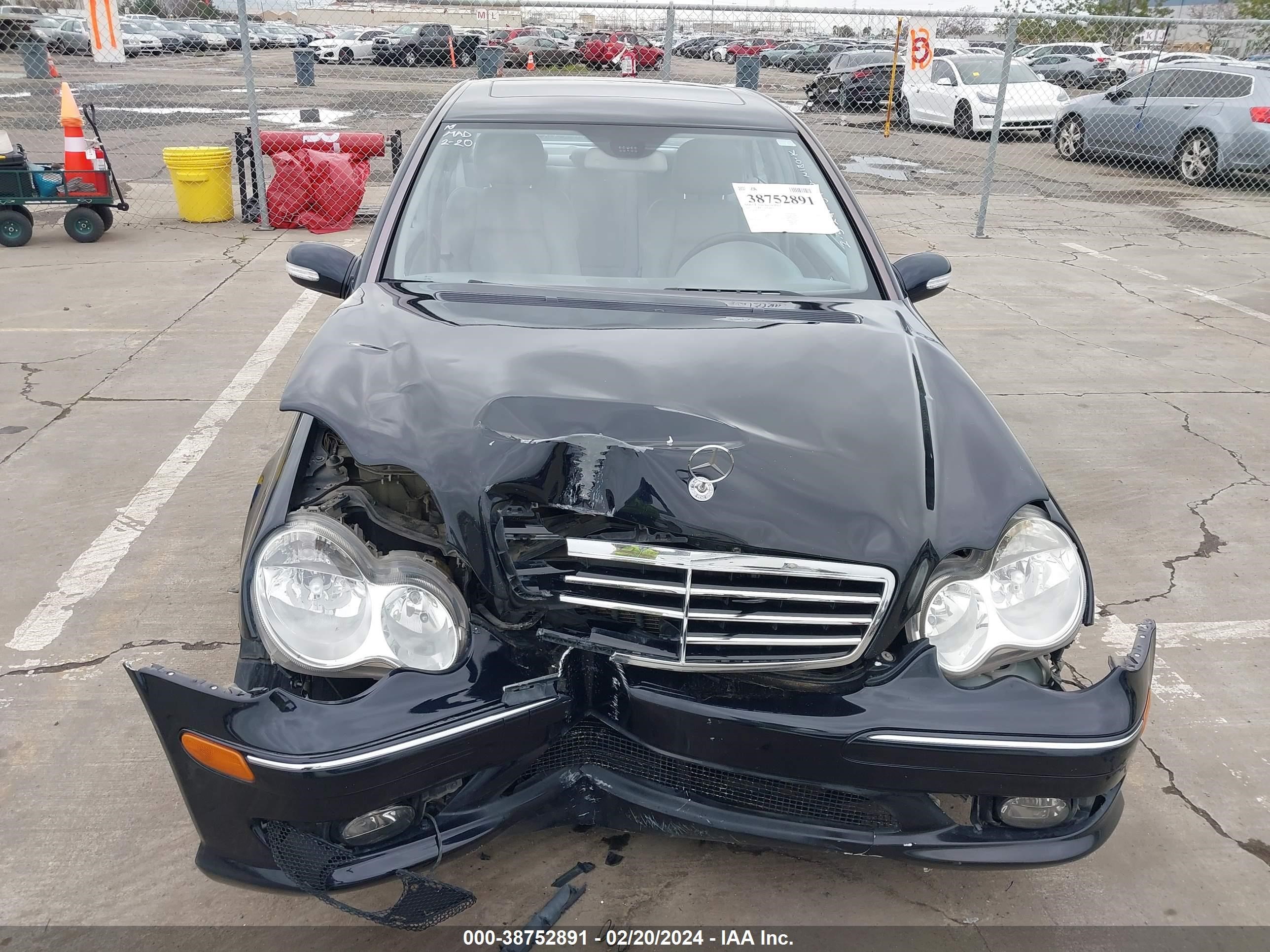 Photo 11 VIN: WDBRF52H37F925738 - MERCEDES-BENZ NULL 