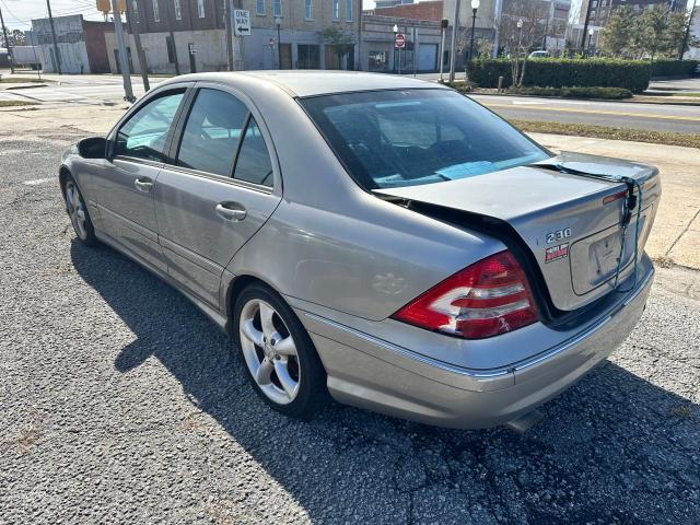 Photo 2 VIN: WDBRF52H46A878599 - MERCEDES-BENZ C-CLASS 