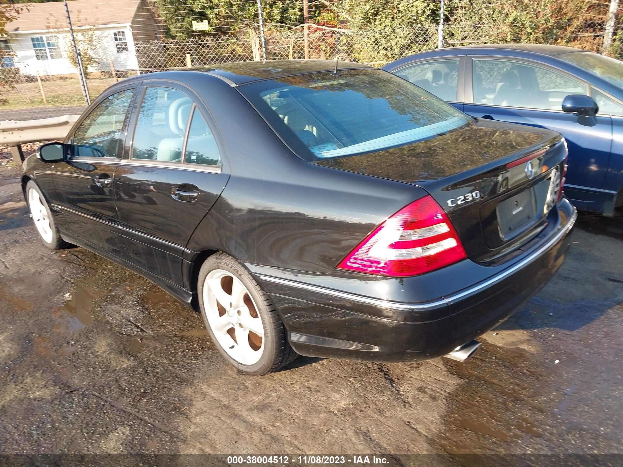 Photo 2 VIN: WDBRF52H46A883110 - MERCEDES-BENZ C-KLASSE 