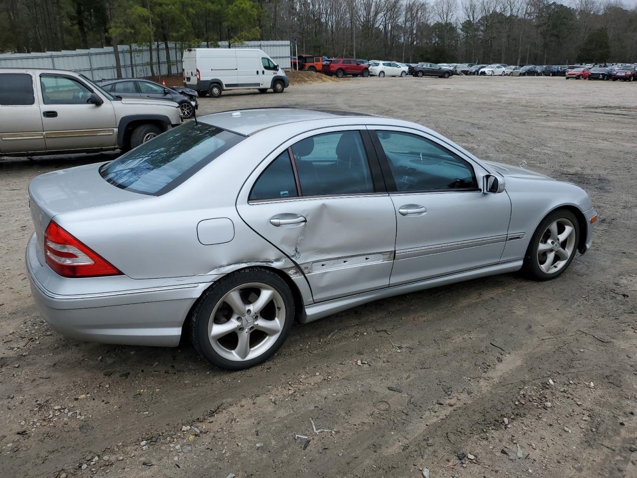 Photo 2 VIN: WDBRF52H46E022650 - MERCEDES-BENZ C-KLASSE 