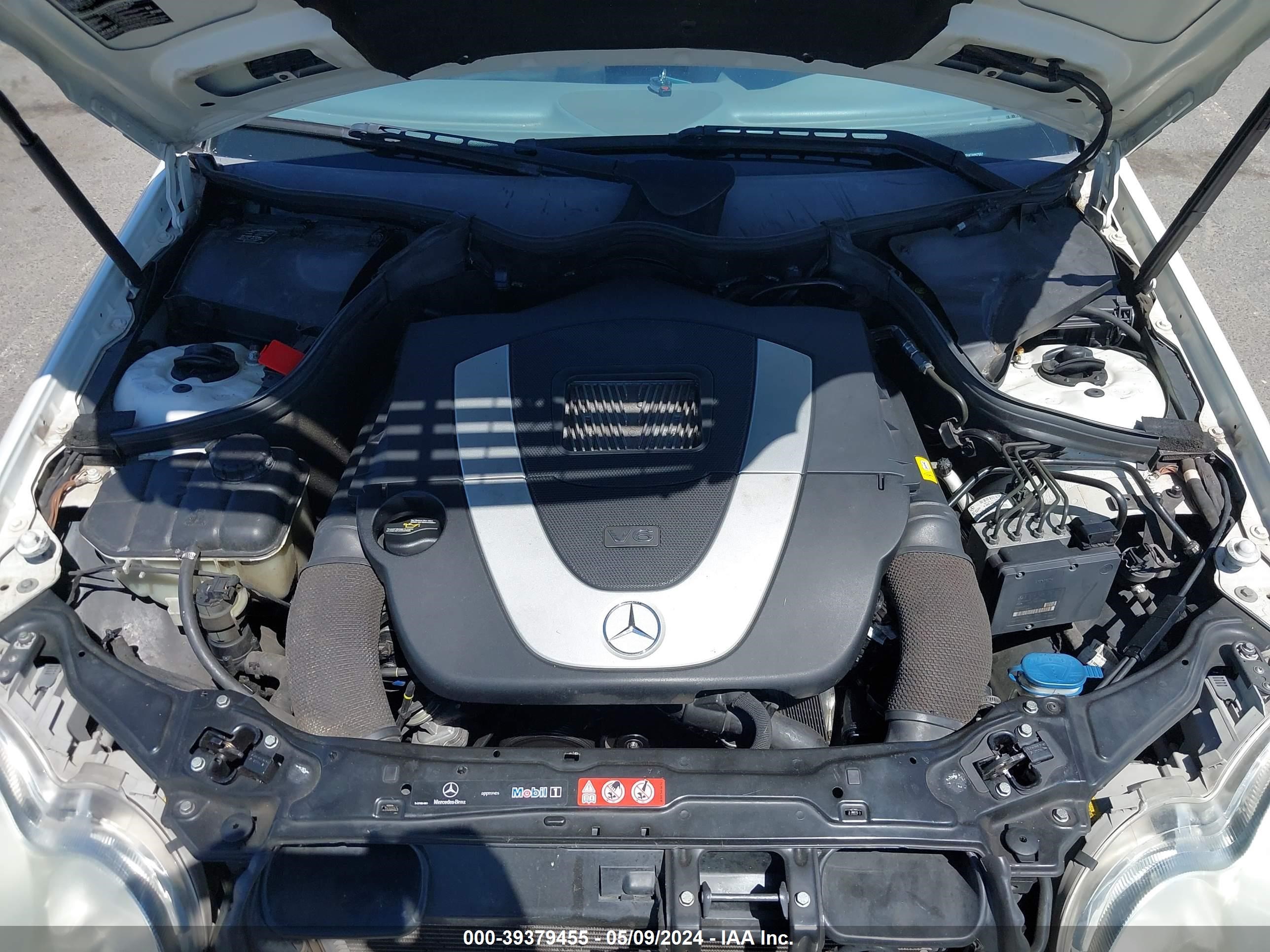 Photo 9 VIN: WDBRF52H47A947552 - MERCEDES-BENZ NULL 