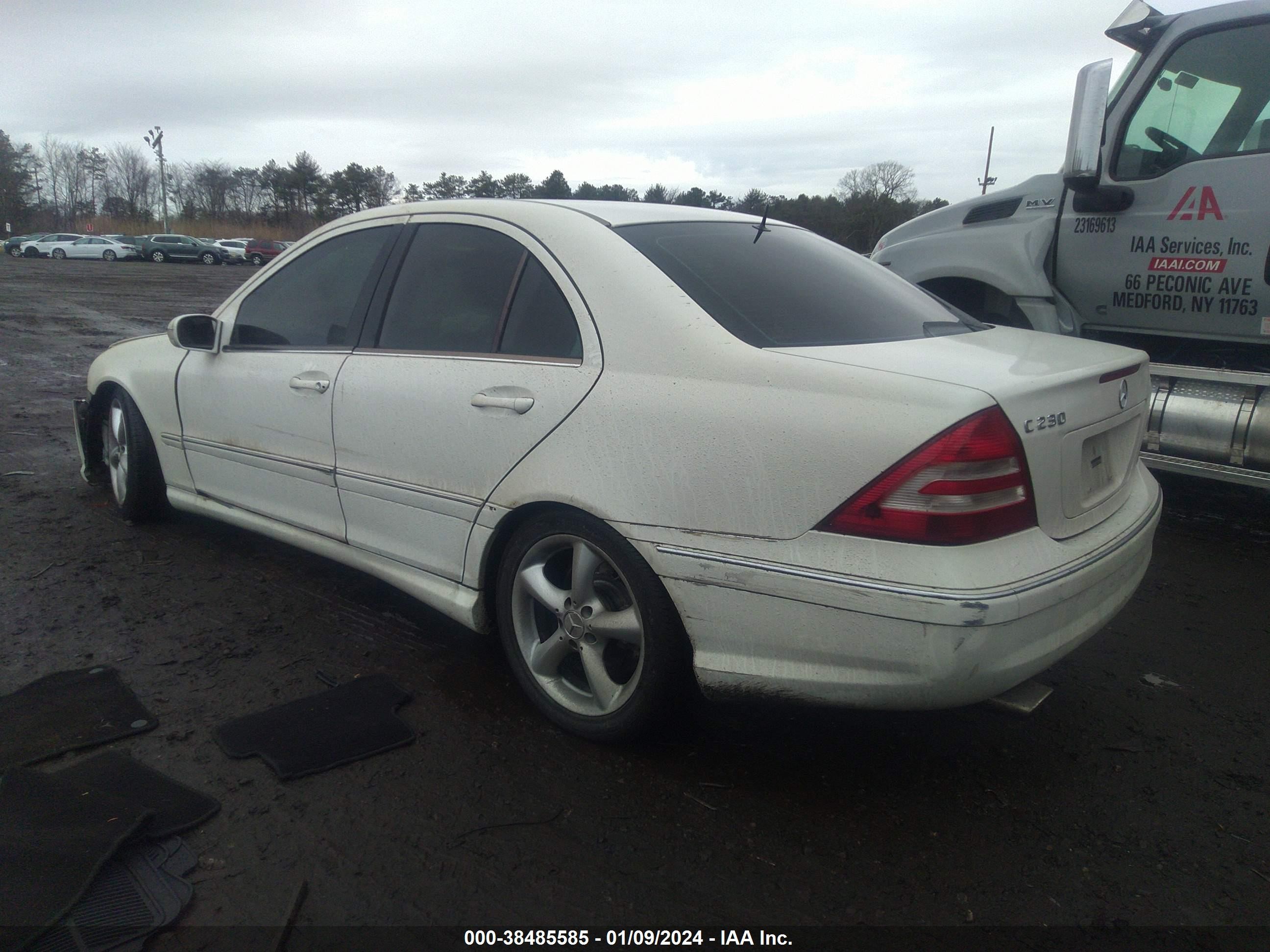 Photo 2 VIN: WDBRF52H76A854250 - MERCEDES-BENZ C-KLASSE 