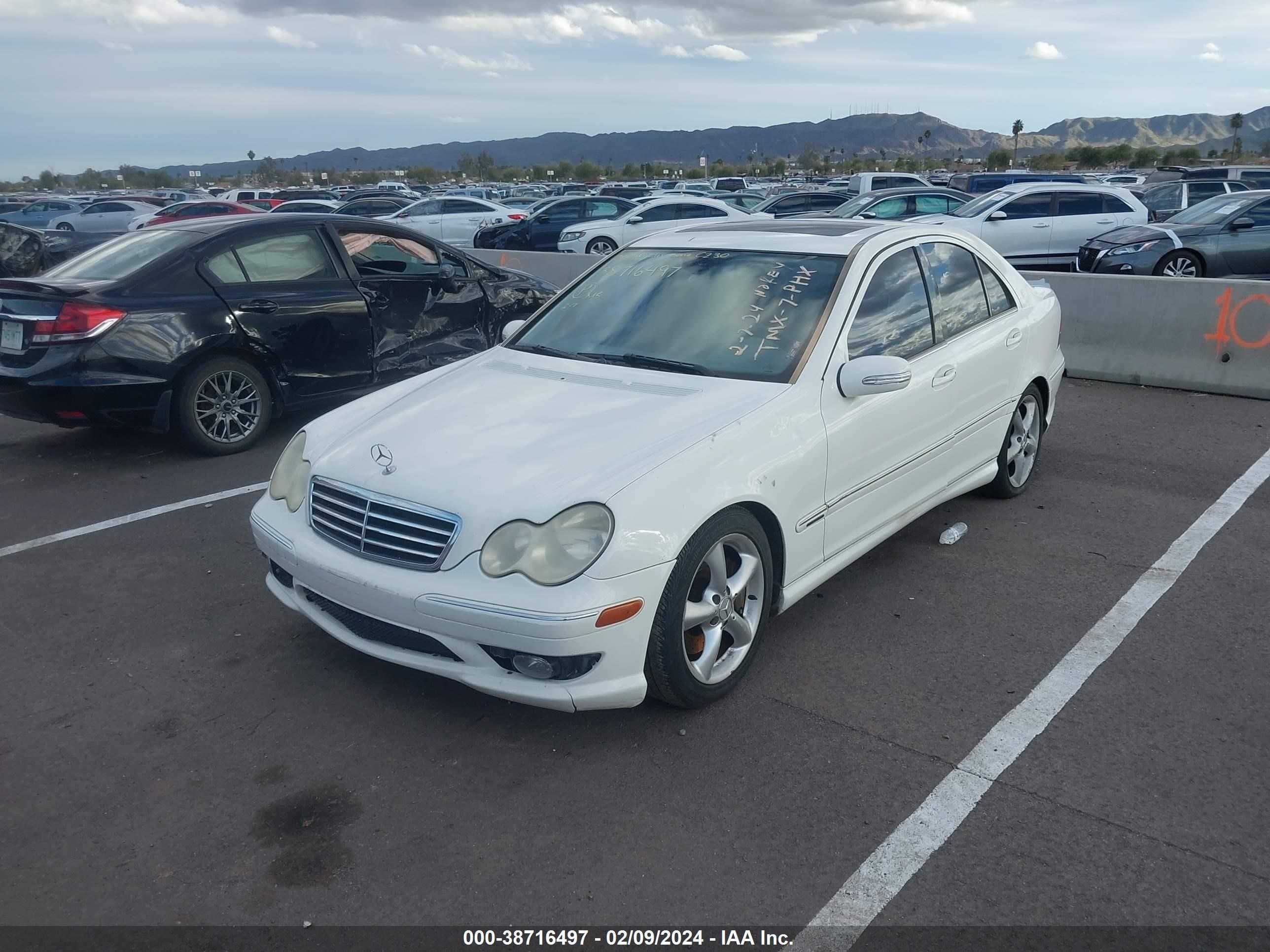 Photo 1 VIN: WDBRF52H86F767685 - MERCEDES-BENZ C-KLASSE 