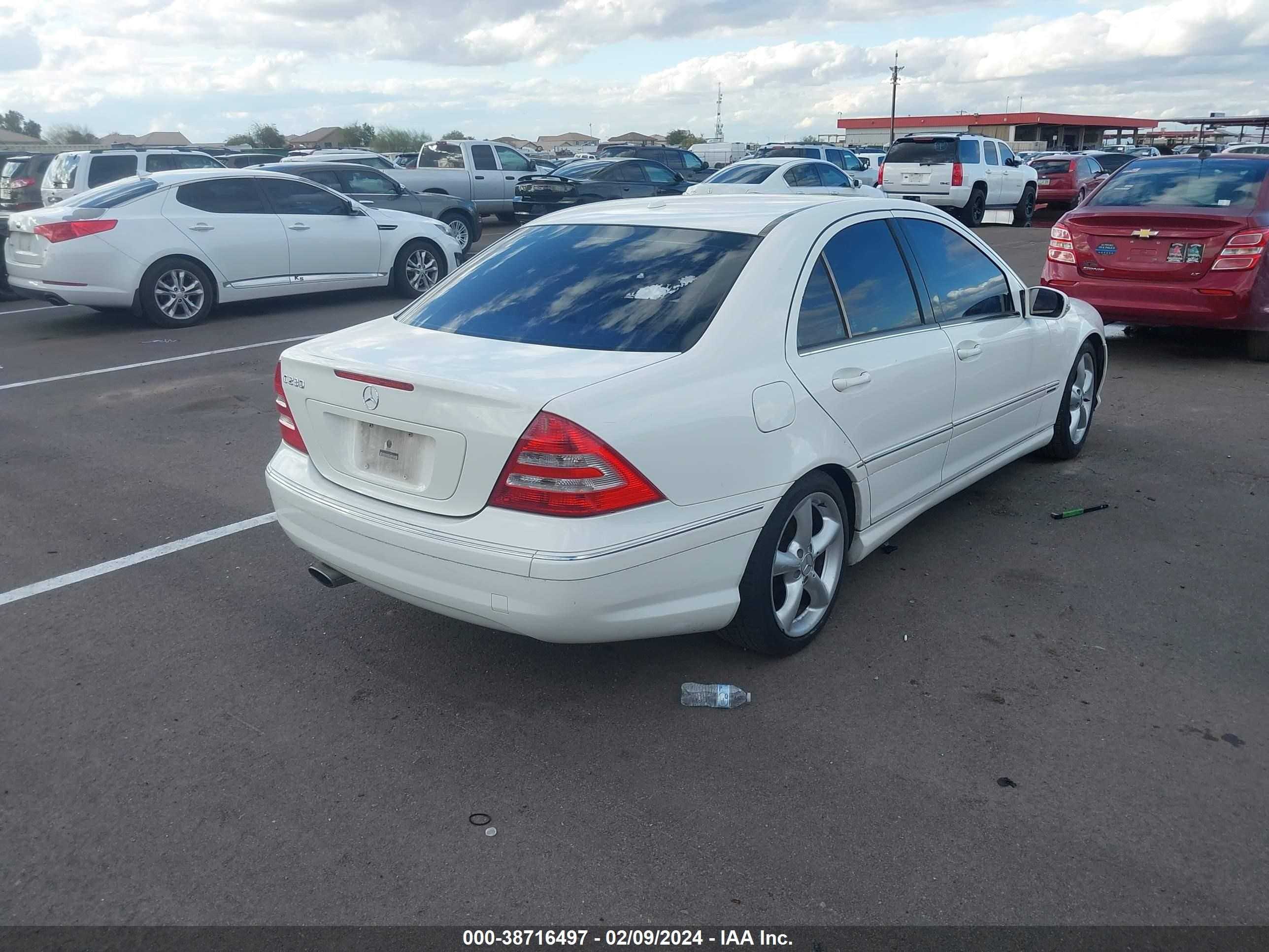 Photo 3 VIN: WDBRF52H86F767685 - MERCEDES-BENZ C-KLASSE 