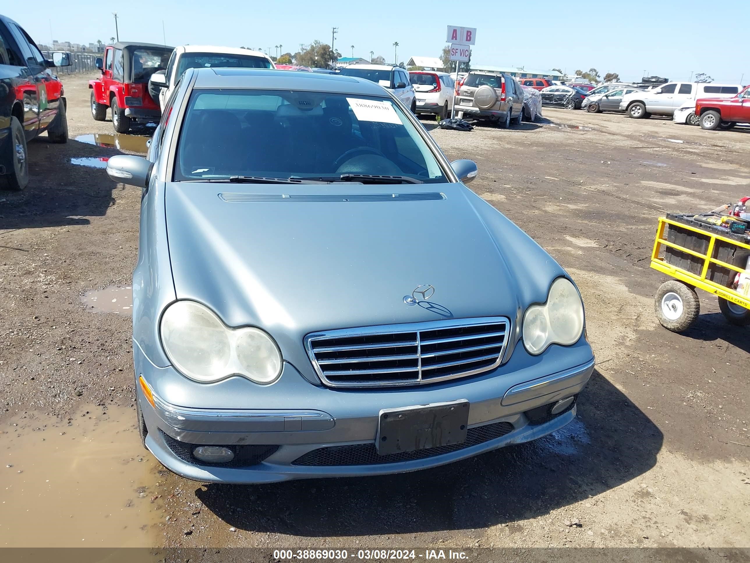 Photo 11 VIN: WDBRF52H87A937008 - MERCEDES-BENZ NULL 