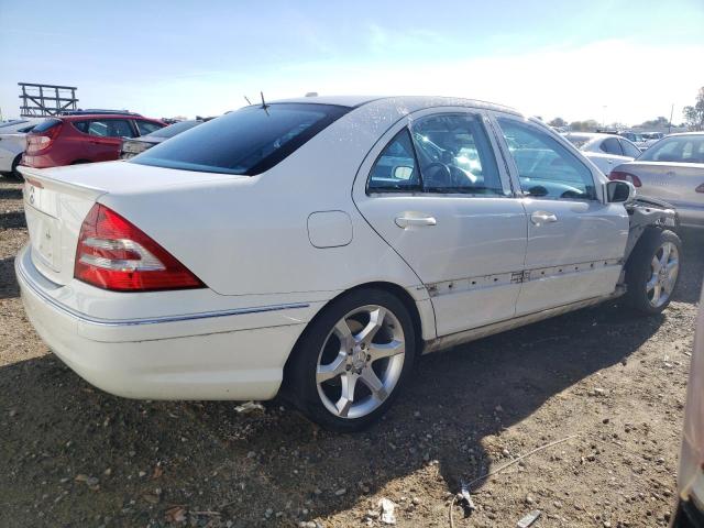 Photo 2 VIN: WDBRF52H97F884497 - MERCEDES-BENZ C-CLASS 